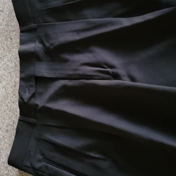 Mani dress wool pants S. 38 pleats, cuffed 29", navy blue. - Picture 3 of 4
